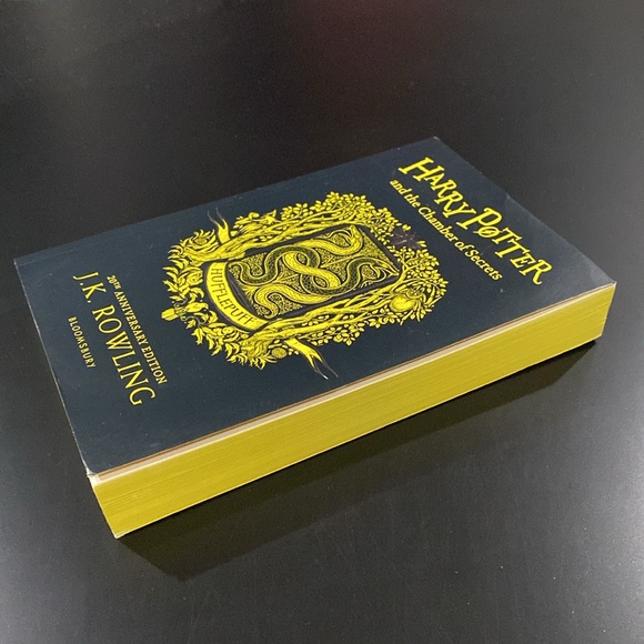 Harry Potter and the Chamber of Secrets (20th Anniversary Edition) - Novel - Picture 4 of 12